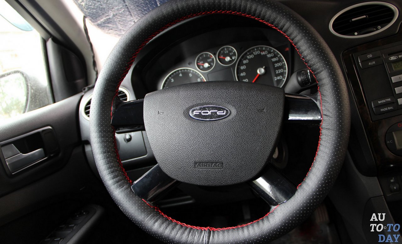 Оплётка на руле Оплётка на руле