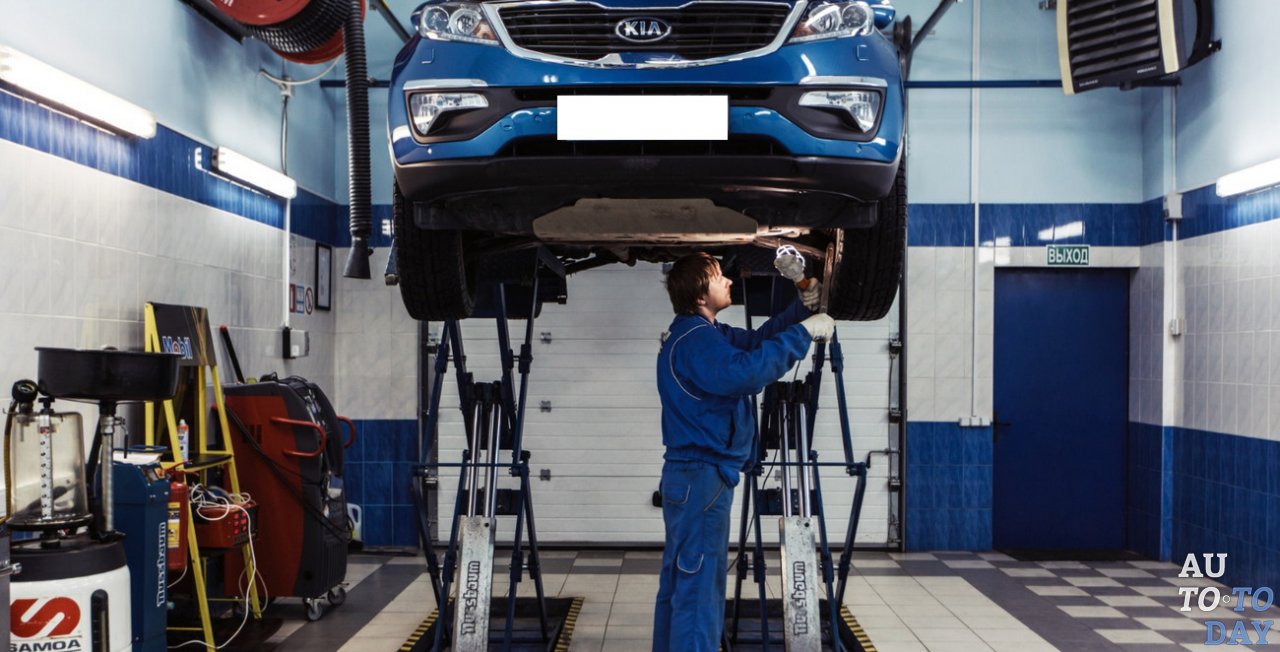 Автомобиль на СТО Автомобиль на СТО