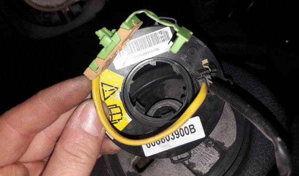 Шлейф подрулевой колонки (руля, рулевого колеса): за что отвечает, его ...