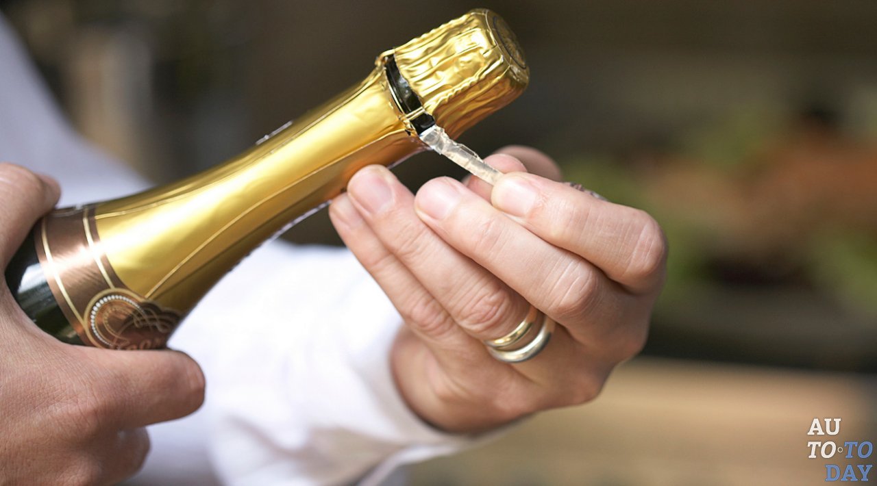 Бутылка шампанского Бутылка шампанского