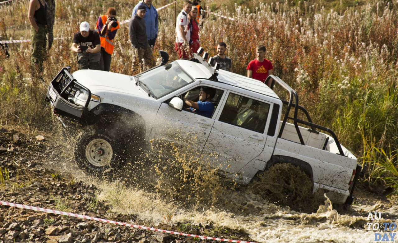 Вид гонок — автотриал Вид гонок — автотриал