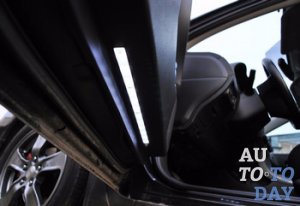 Автомобильная дверь Автомобильная дверь